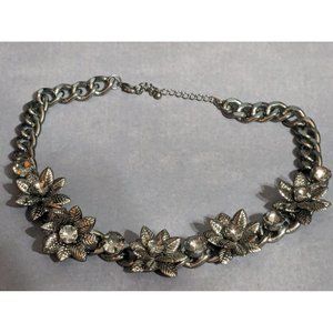 Gray Metallic Floral Chain link Necklace 20 inches long Goth romantic Lolita